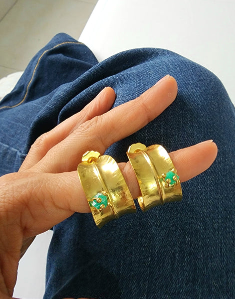 <transcy>Dry Leaf Ring</transcy>